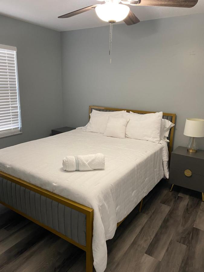 2 Bedrooms Vacation Home Tampa Exteriör bild